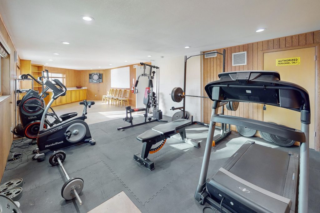 On-site fitness and wellness recreation facilities at Ona Treatment Center